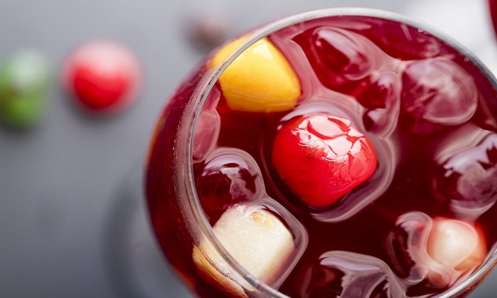 5 New Year’s Drinks Every Bartender Should Know 2